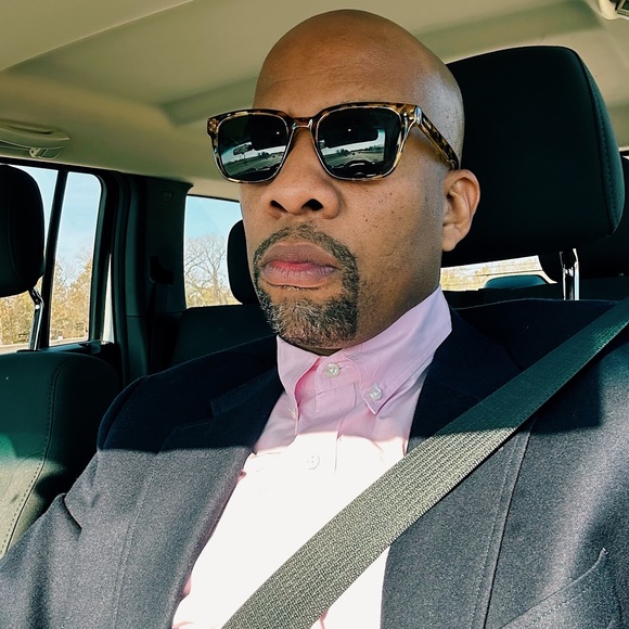 Meet your Posher, Kyle - Picture 6 of 8